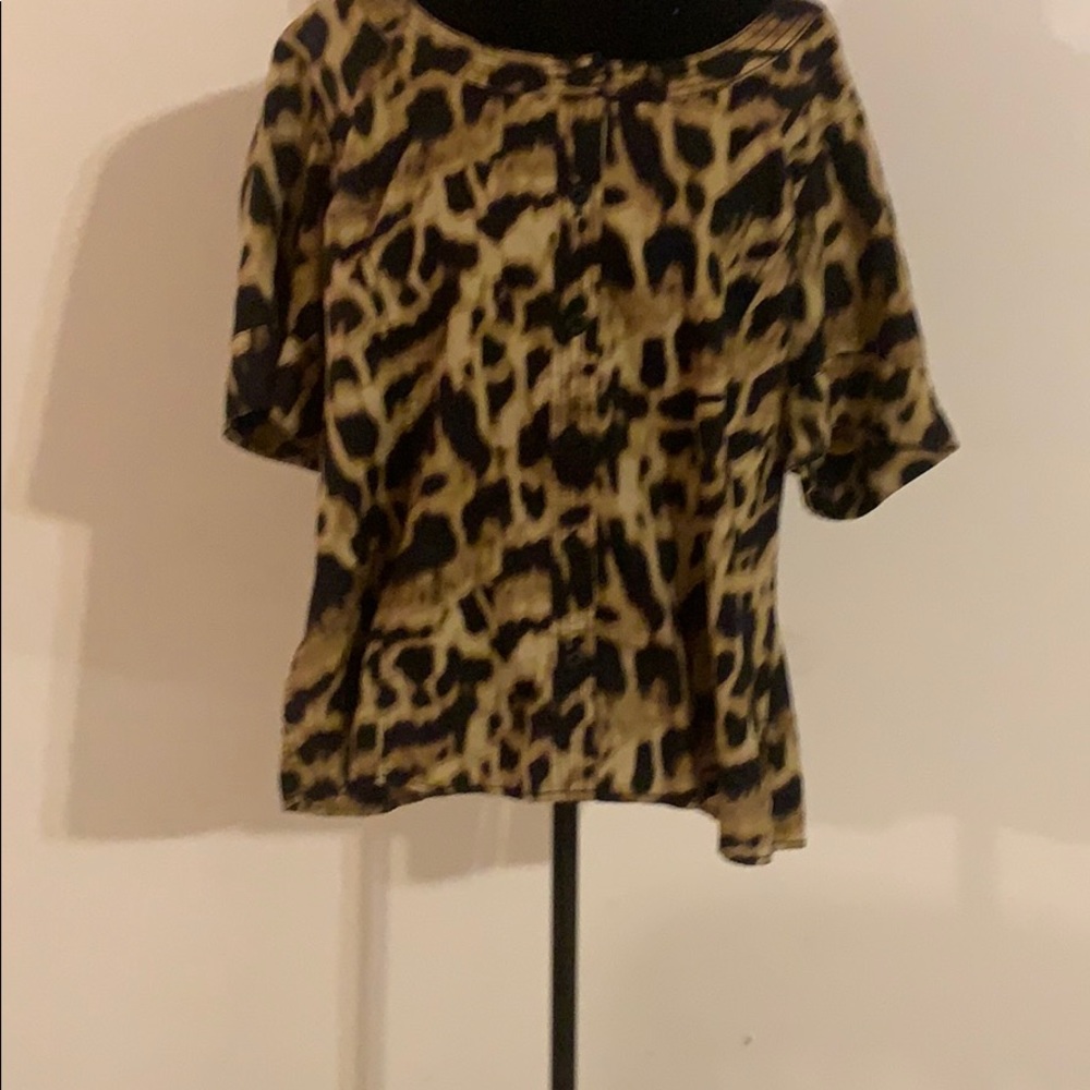 Leopard shirt